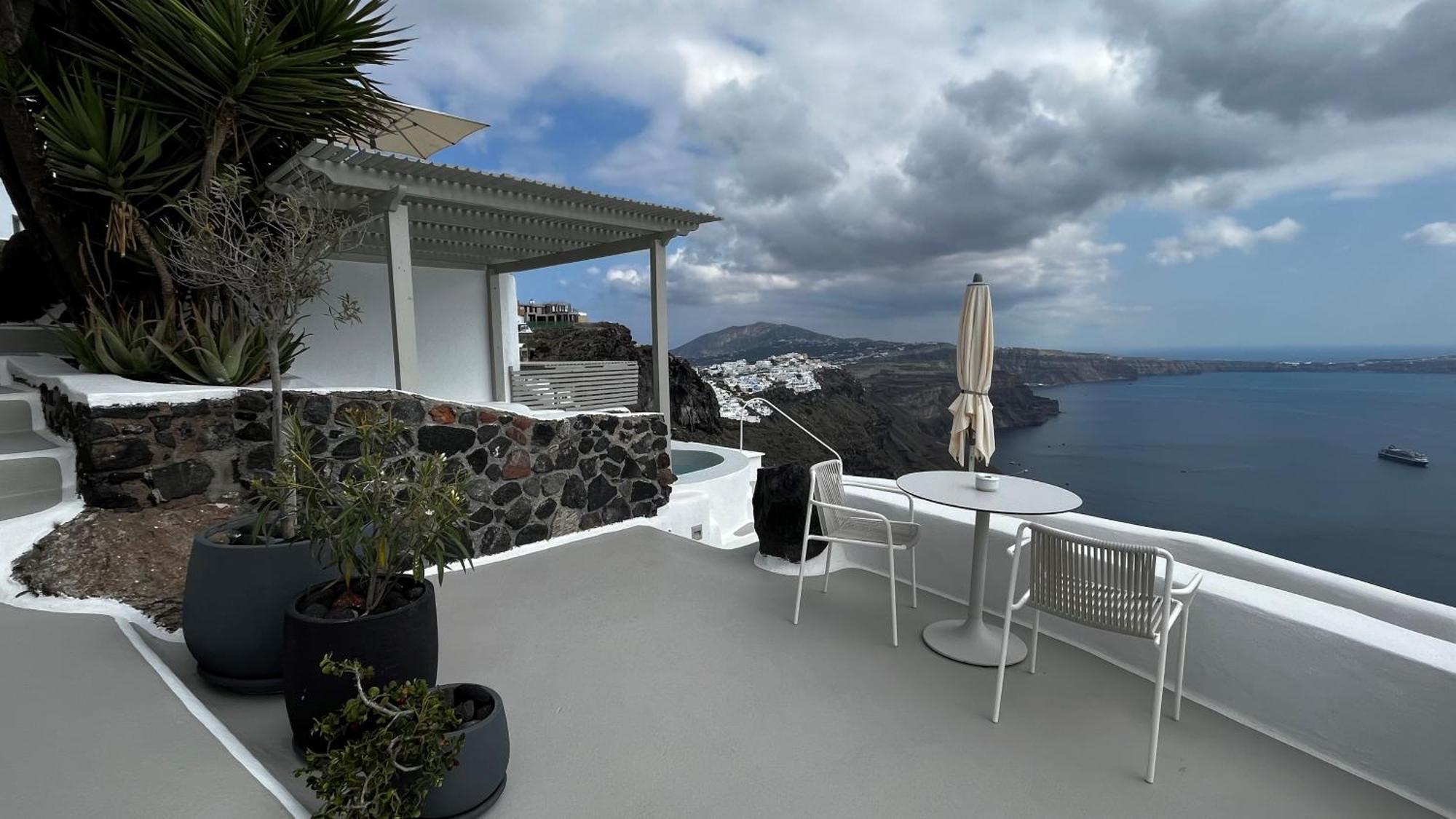 Iconic Santorini, A Boutique Cave Hotel By Sandglass Імеровіглі Екстер'єр фото
